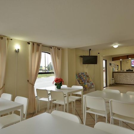 Country Hearth Inn- Kissimmee Zewnętrze zdjęcie