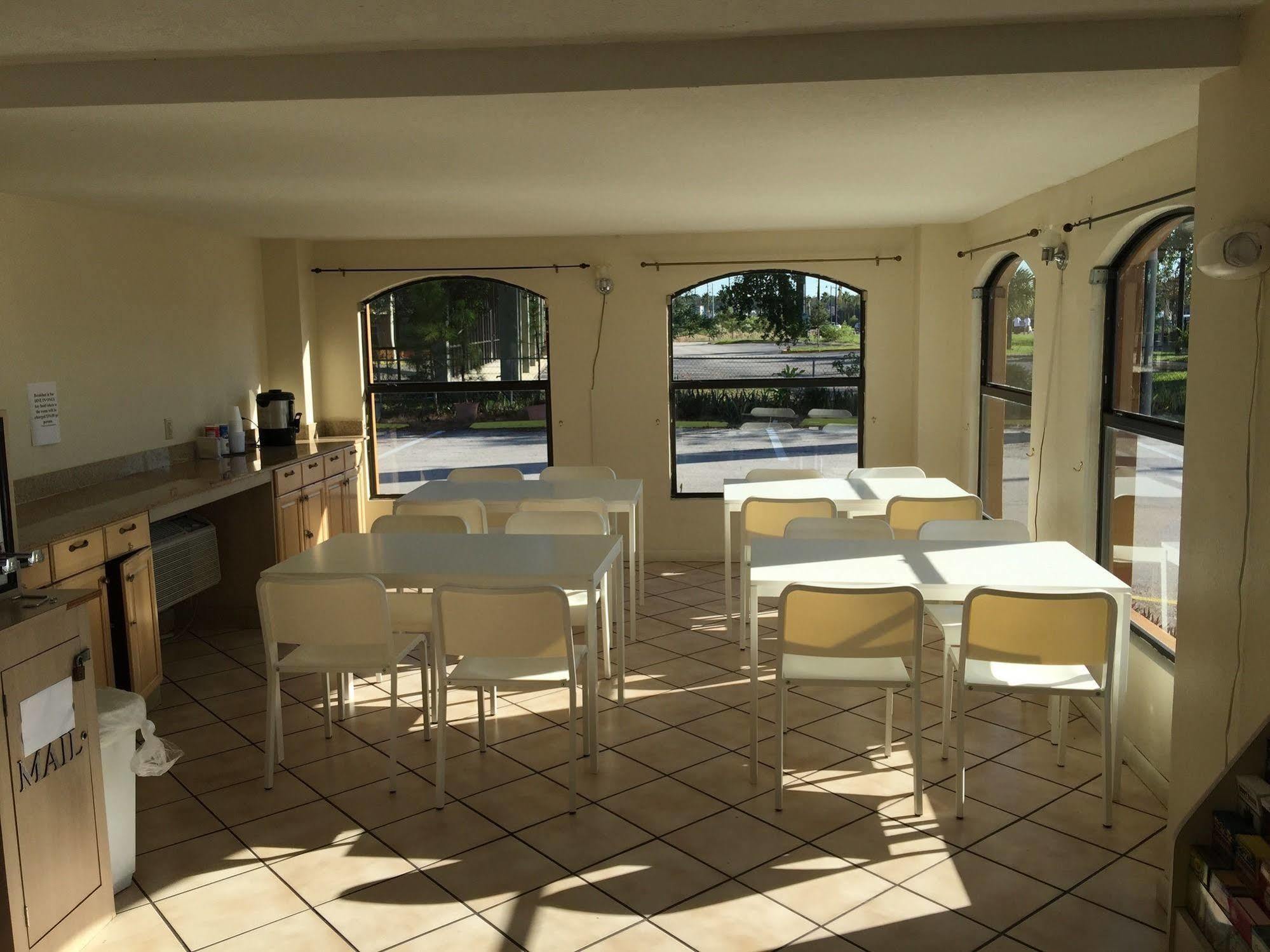 Country Hearth Inn- Kissimmee Zewnętrze zdjęcie