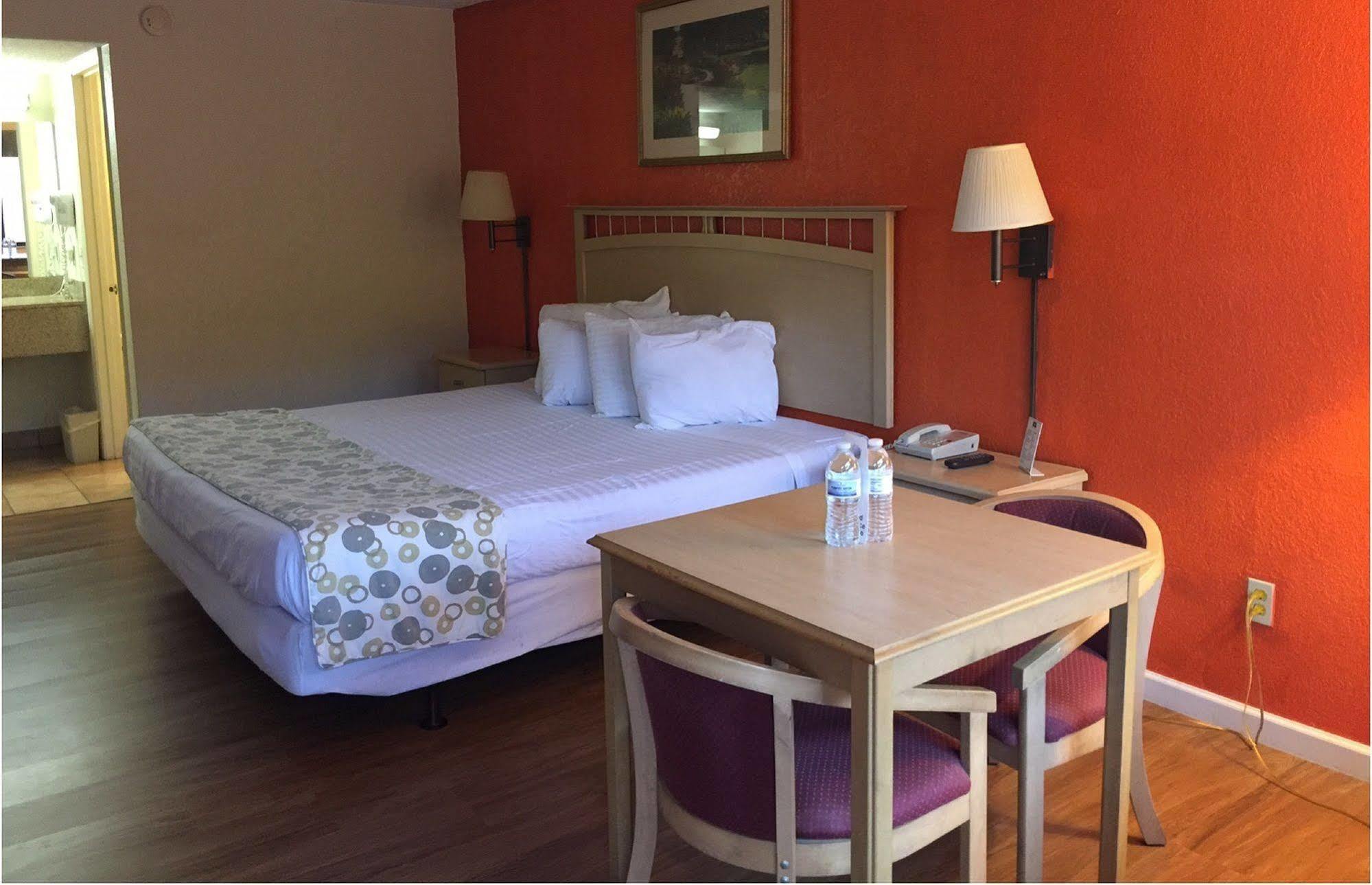 Country Hearth Inn- Kissimmee Zewnętrze zdjęcie