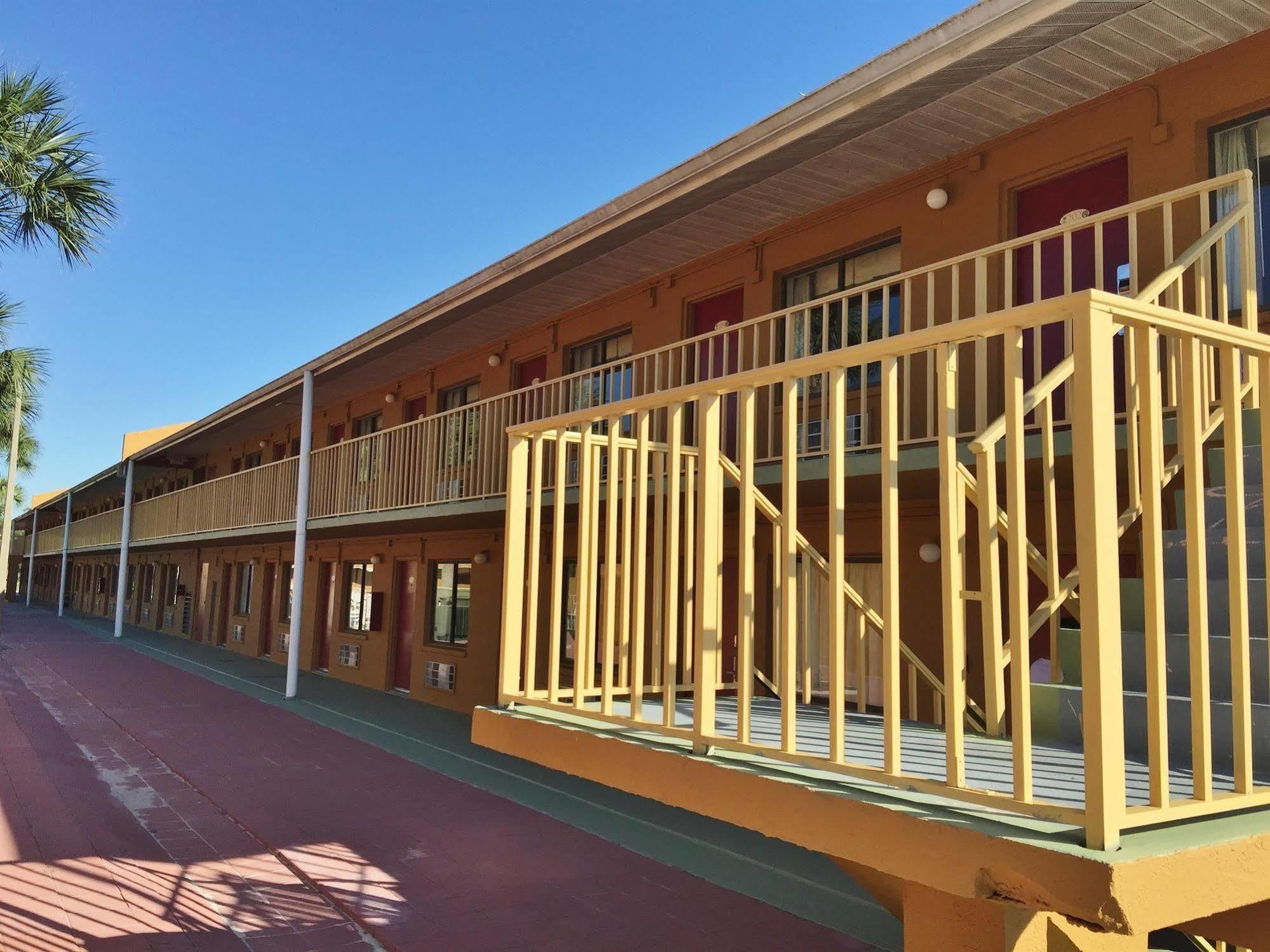 Country Hearth Inn- Kissimmee Zewnętrze zdjęcie